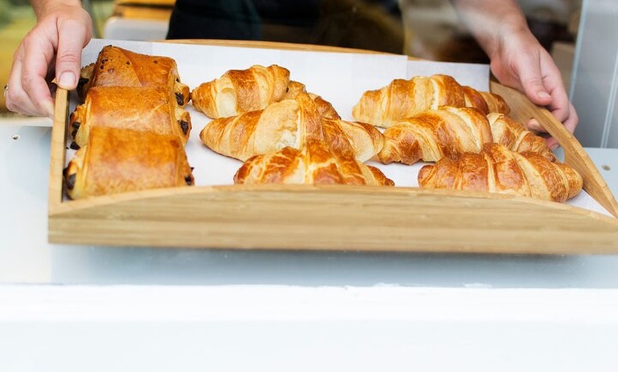 Image 7: Cours de Croissant & Pâtisserie Bicolore dans le Centre de Paris