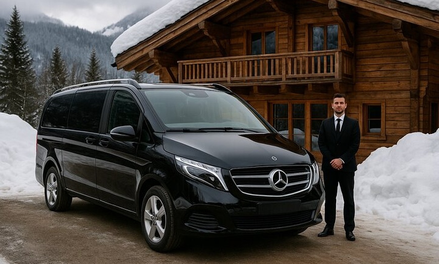 Image 2: Transfert privé de Lyon à Val d'Isère en van premium