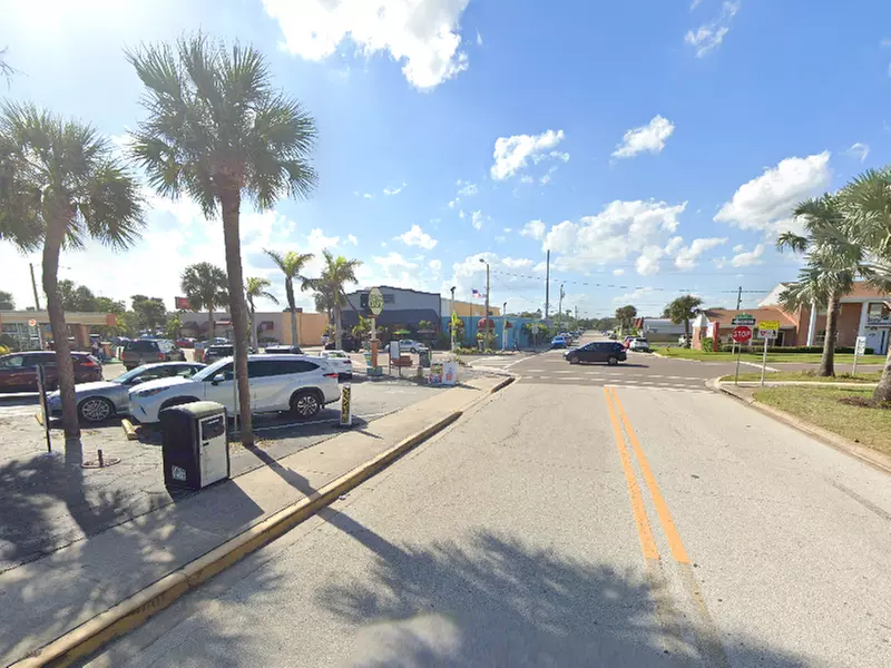 Parking at Java Beach Parking Lot