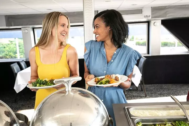 Chicago Signature Brunch Cruise on Lake Michigan