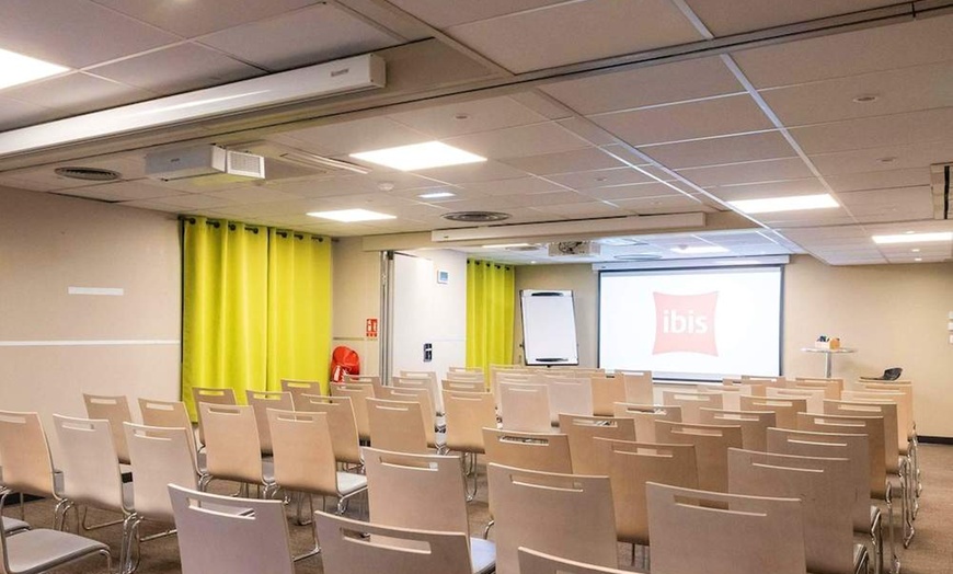 Image 90: ✈ ÎLE-DE-FRANCE | Paryż - Ibis Paris Alesia Montparnasse 3*, 1 nocy...