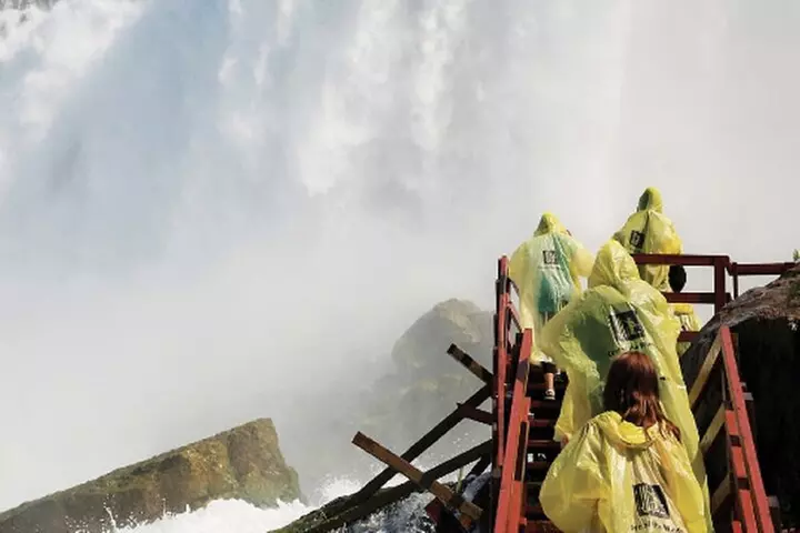 2-Day Niagara Falls US, WatkinsGlen w/Scenic Hotel Upgrade Option