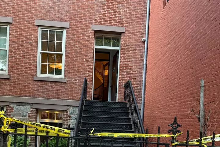 True Crime NYC: Mafia Walk w/Ret. NYPD Detective and Local Food