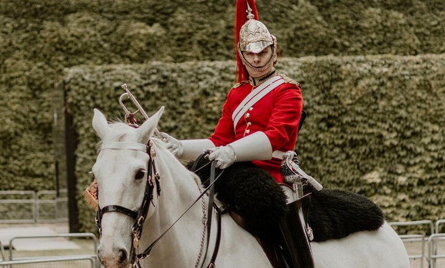 Image 10: London Afternoon Tour 30+ Sights with local Blue Badge Tour Guide