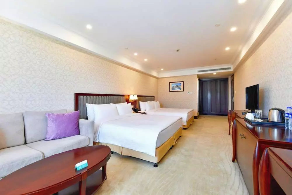 ✈ CHINA | Shanghai - Evergreen Laurel Hotel Shanghai 4*, 3 Nächte -...