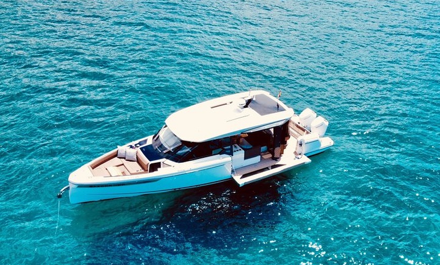 Image 5: Tour privado en barco en Canarias