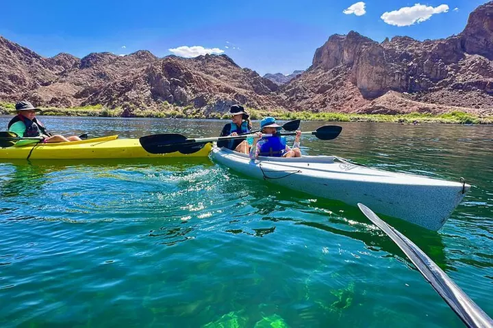 Emerald Cave Kayaking Tour from Las Vegas, Best Dam 1/2 Day Trip
