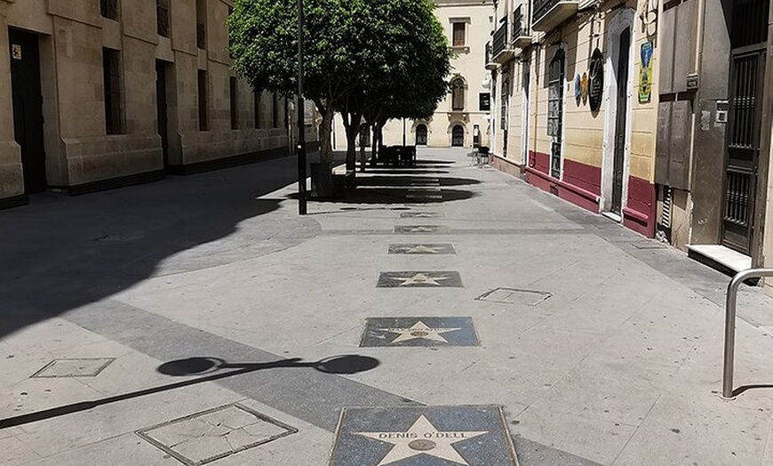 Image 4: Paseo en Almería por Su Historia y Rincones