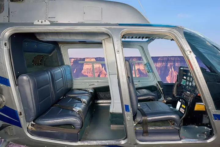 Family pack 77 Miles Helicopter Tour Fireworks & all Theme Parks