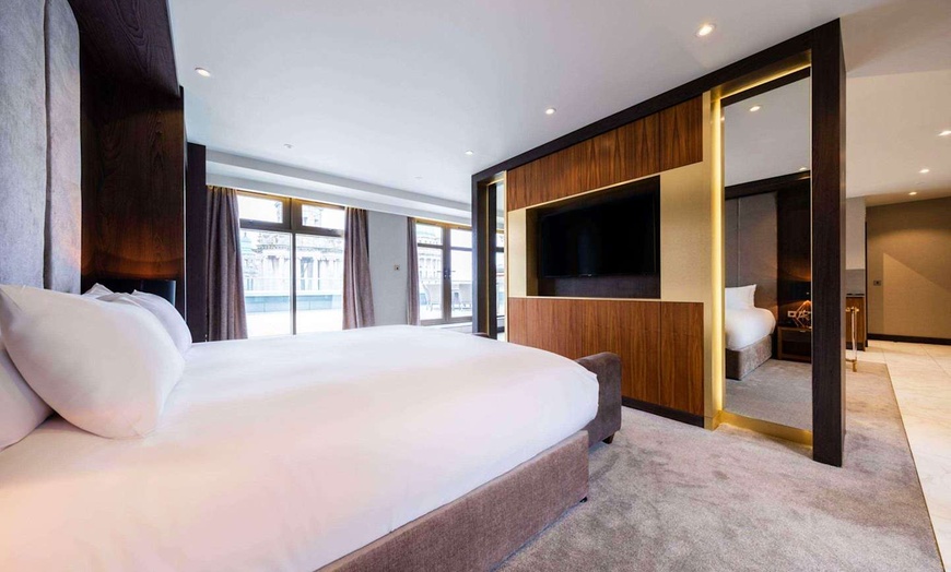 Image 3: ✈ IRLANDE DU NORD | Belfast - Ten Square Hotel, an Ascend Hotel Col...