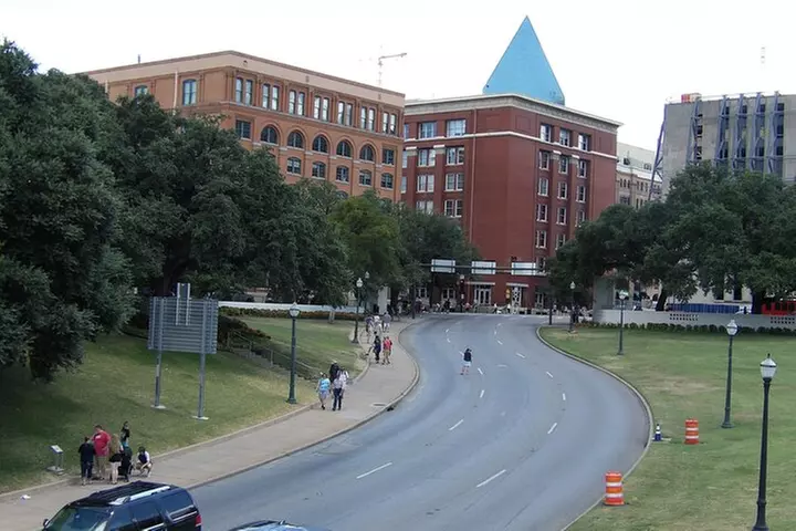 1-Hour JFK Assassination Walking Tour