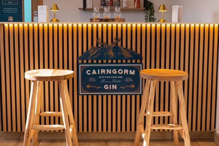 Aviemore Cairngorm Gin Tasting Experience - Primary Image