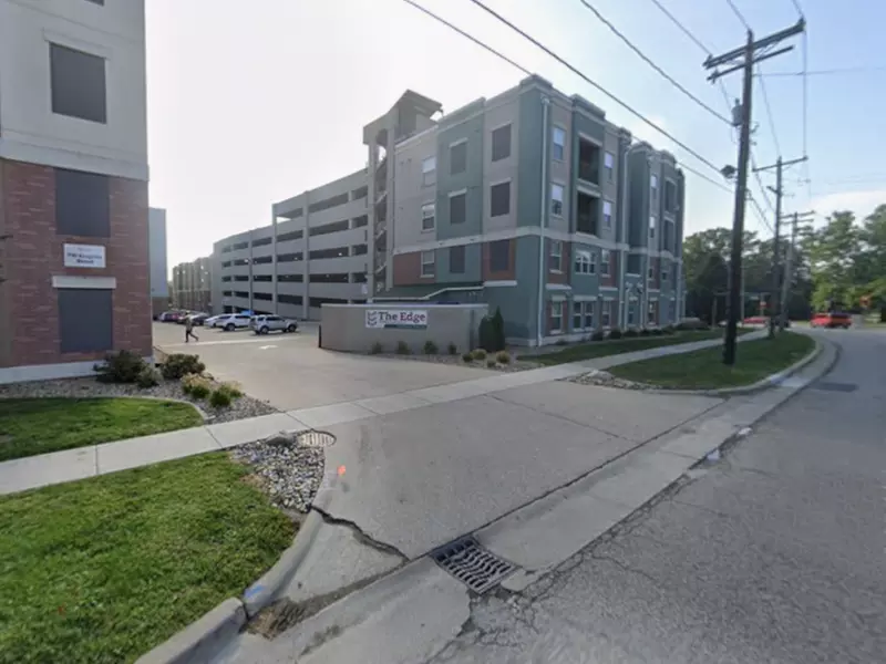 Parking at Social on Hovey Garage - P826