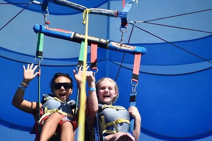 Parasailing in Waikiki from Oahu Hawaii