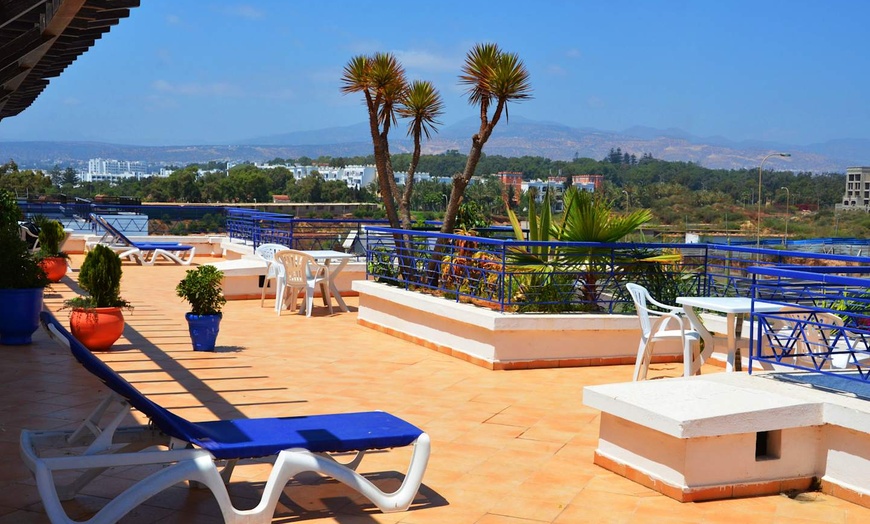 Image 5: ✈ MAROC | Agadir - Golden Beach Appart Hôtel 4* - Piscine extérieure