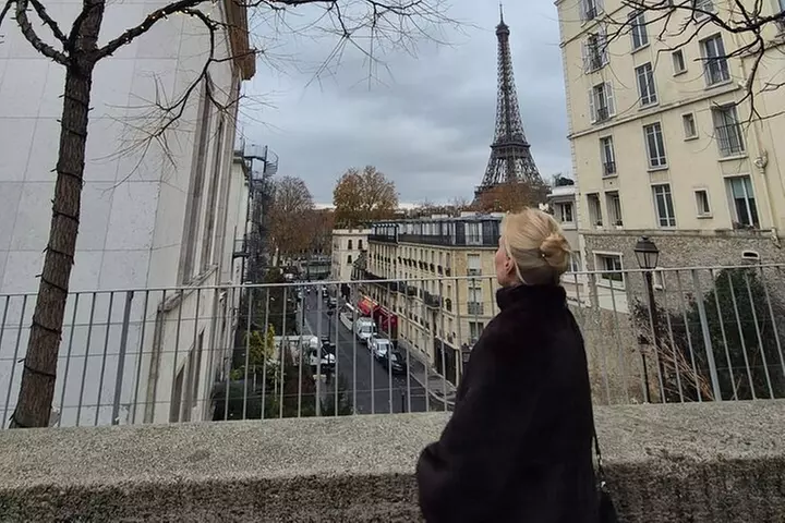 Transfert privé pour les femmes de CDG à Paris - Image 2