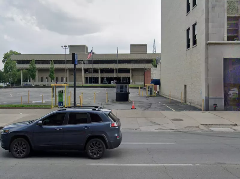 Parking at Heyburn Lot