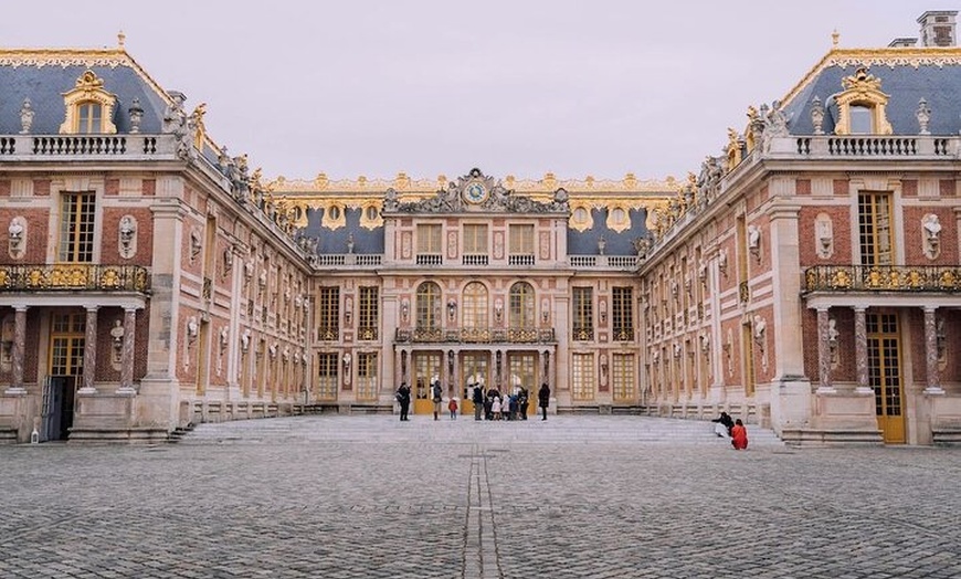 Image 2: Visite du château de Versailles coupe-file