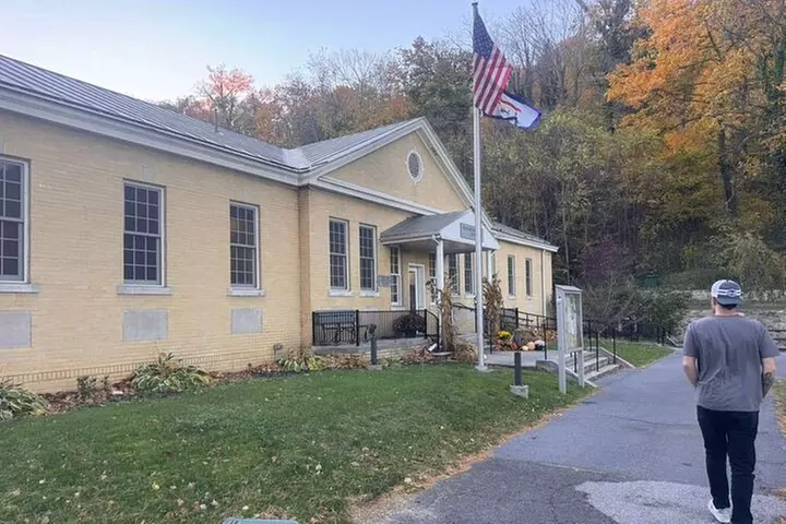 Berkeley Springs and Roman Bath Spa Private Experience