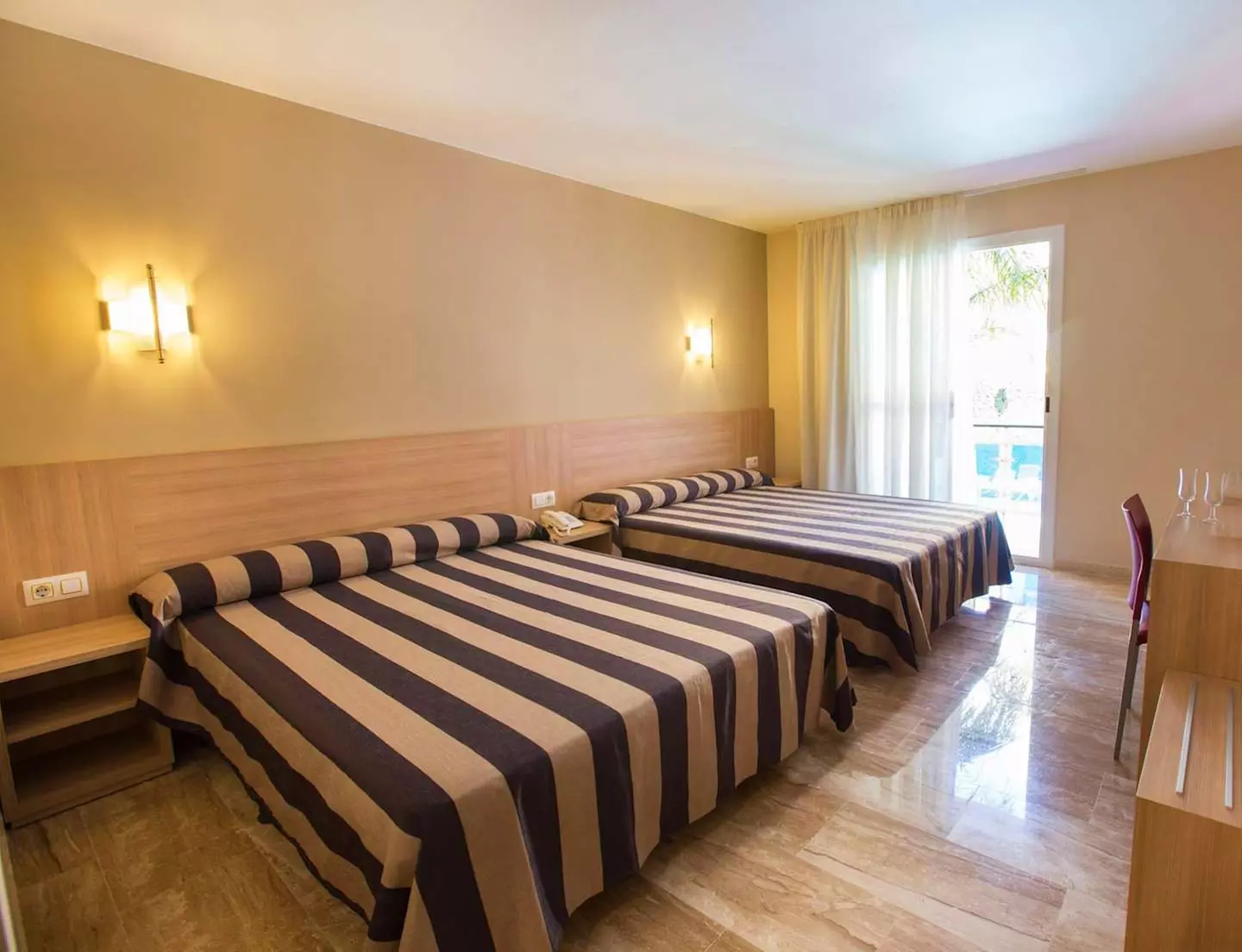 ✈ COSTA BRAVA | Lloret de Mar - Hotel Cleopatra Spa 4*, 2 Nächte - ...