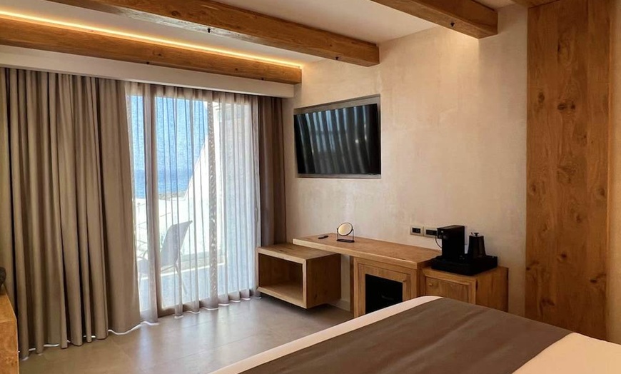 Image 2: ✈ CRÈTE | Agia Marina - The Noverian Antama Organic Beach Resort Ch...