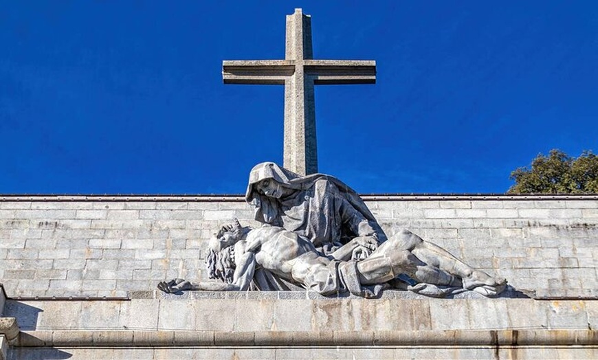 Image 5: Excursión al Valle de los Caídos y Monasterio de Madrid