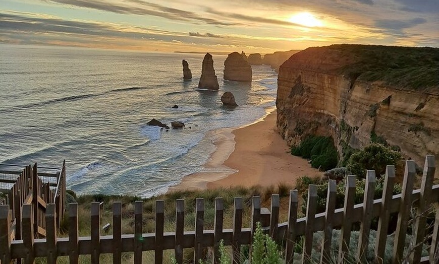 Image 1: Experience Ocean Road Tour in Italian Language