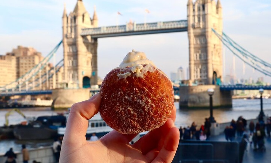 Image 10: London Bridge & Borough Market Food Tour with 7 Authentic Dishes