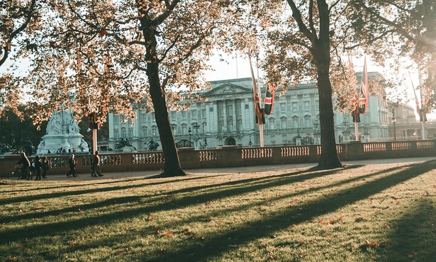 Image 19: London's Top Iconic Sights Tour with Fun, Local Tour Guide