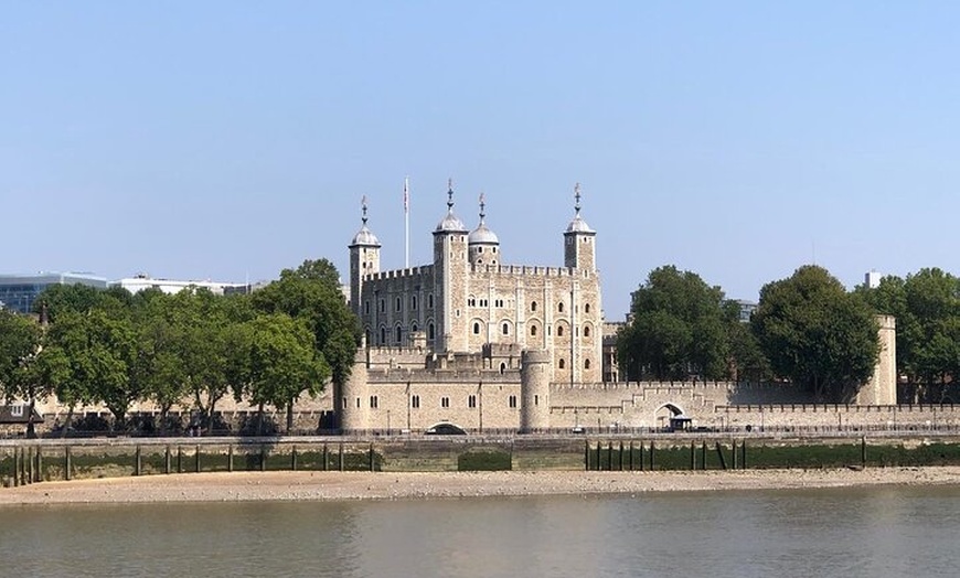 Image 9: HMS Belfast and Wartime Walking Tour in London Blitz