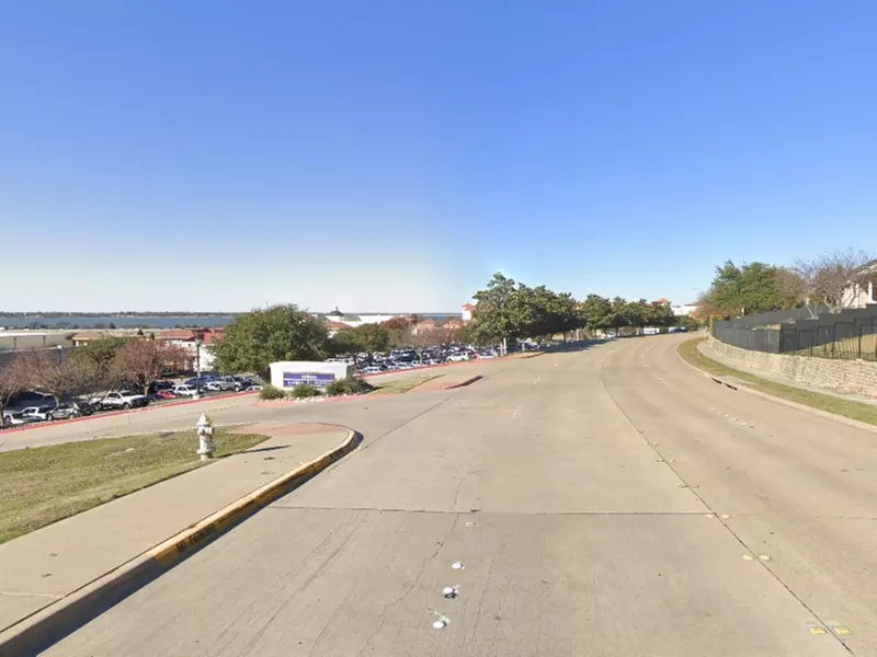 Parking at Hilton Dallas Rockwall Lot