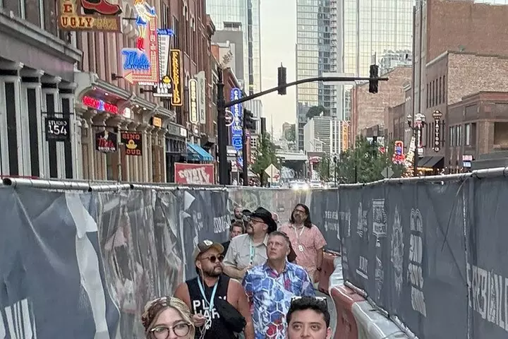 Haunted Nashville Boos and Booze Ghost Walking Tour