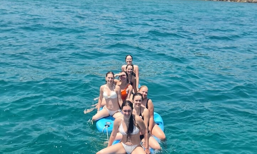 Image 7: Tour Experiencia Torrevieja con el Catamarán Apaelo