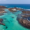 Image 3: Contraste de Fuerteventura con ferry opcional a Isla de Lobos