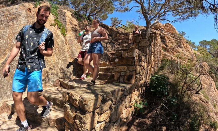 Image 25: Barcelona : Rutas Costeras de la Costa Brava, Snorkel, Cliff-Jump &...