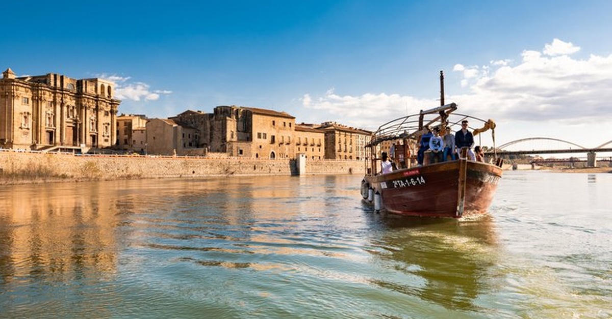 Crucero de 90 minutos al atardecer por el Ebro en Tarragona