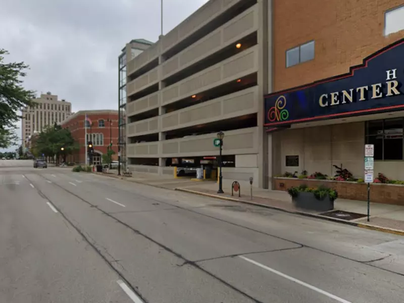 Parking at The Herndon Ramp Garage - Primary Image