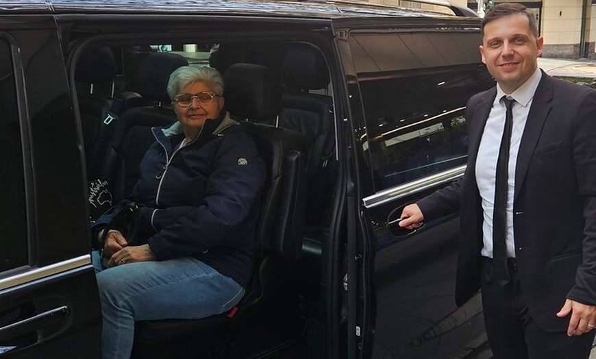 Image 8: Private Sydney Bondi Beach Luxury Drive