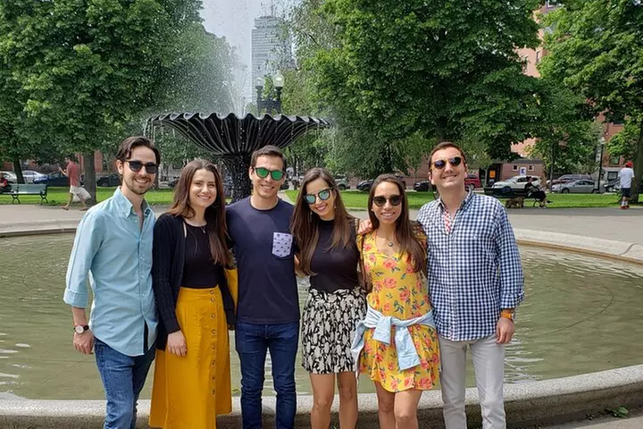 Bites & Brownstones: A Food Lover's Tour of Boston's Local Gems