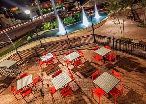 5% Cash Back at Creatwood Tavern & Rooftop