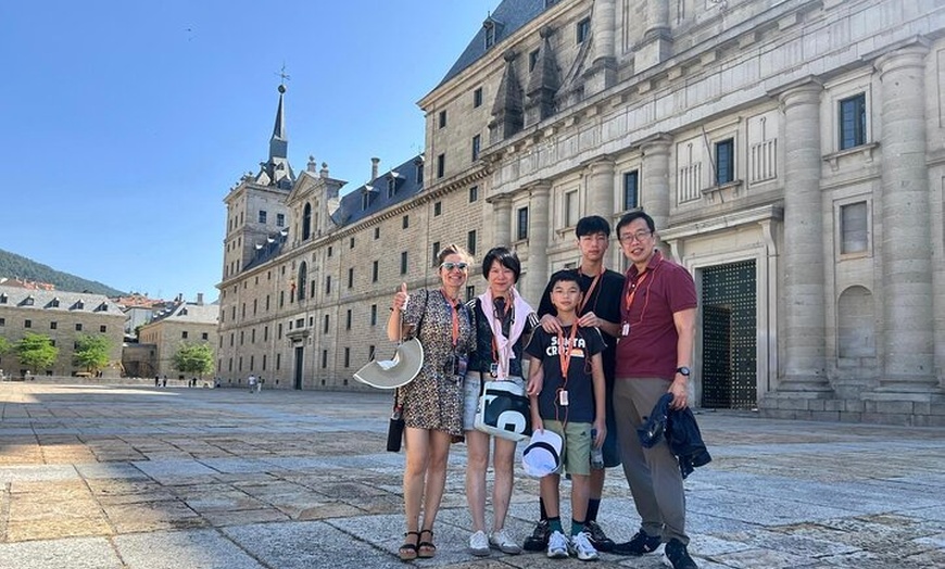 Image 14: Tour al Monasterio de El Escorial y el Valle de los Caídos desde Ma...