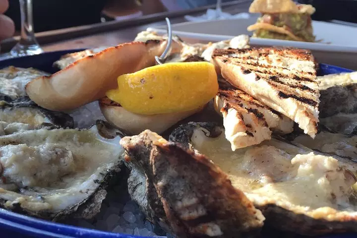 French Quarter Small-Group Cocktail and Foodie Crawl