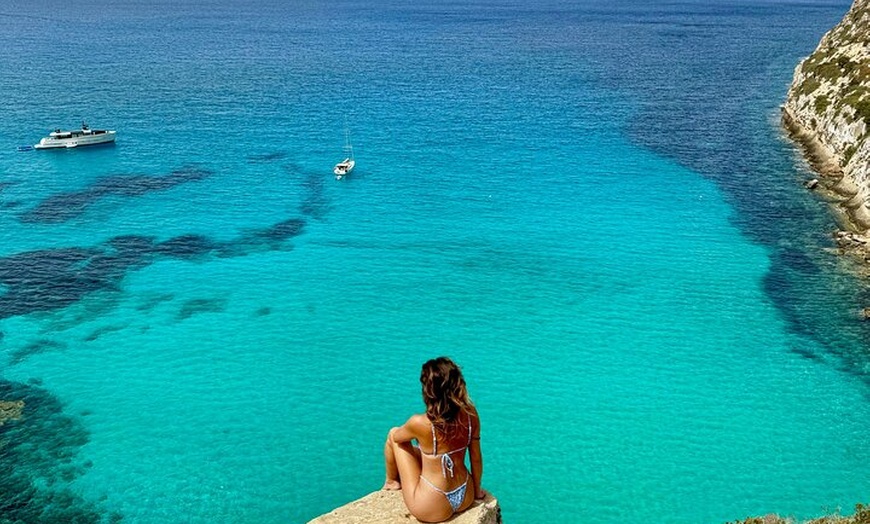 Image 18: Formentera 4X4 Tour de Rincones Secretos en Land Rover Defender