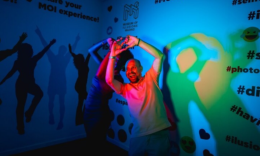 Image 4: Entrada a Museum of Illusions Madrid