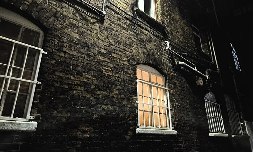 Image 4: Dr Blood's Jack the Ripper Tour