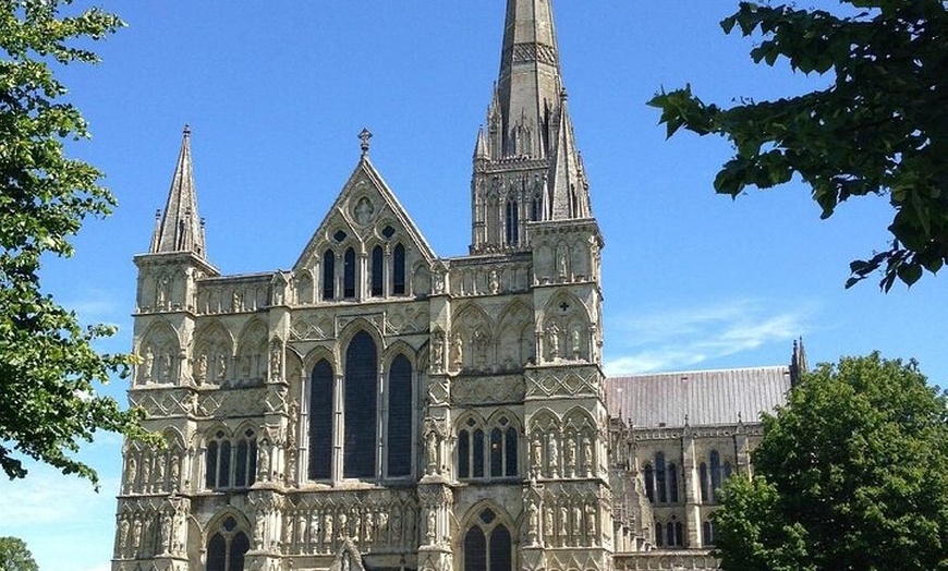 Image 6: From London Stonehenge and Salisbury Private Day Trip