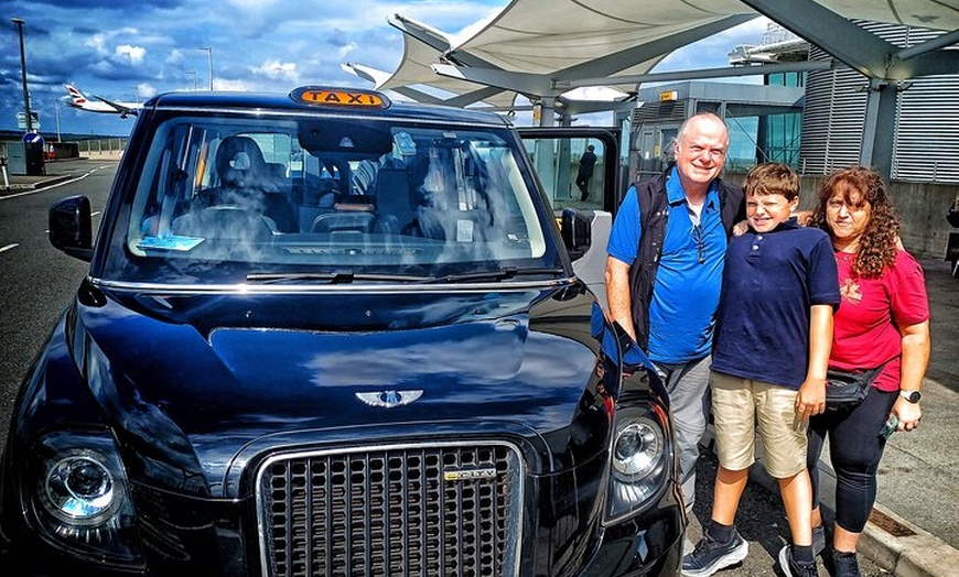 Image 17: Billy's Black Cab Tour of London