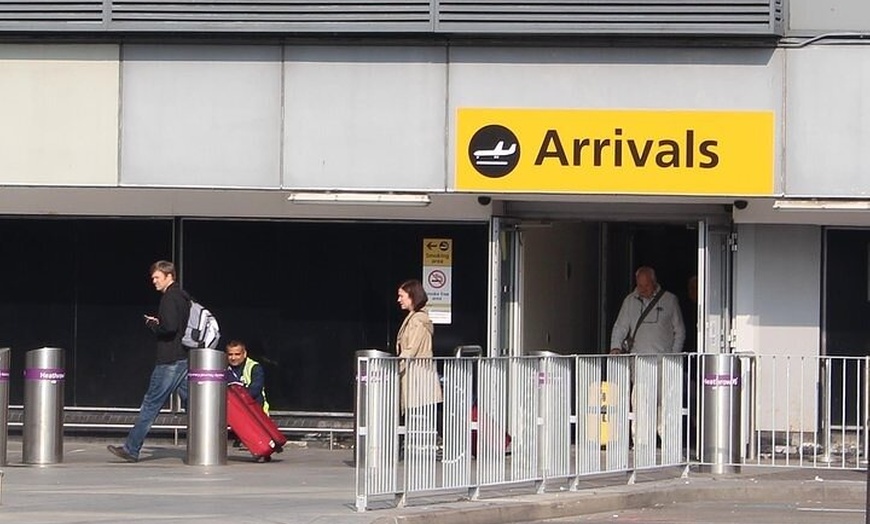 Image 10: Private Transfer Tilbury or Harwich Port to London or Heathrow