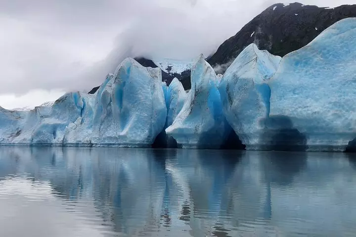 Alaska's Spencer Glacier Snowmobile Private Tour