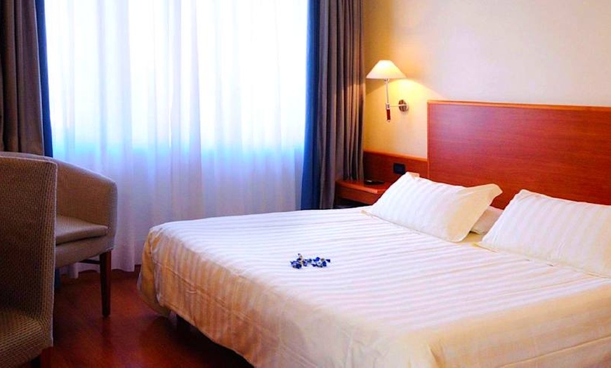 Image 1: ✈ ITALIE | Rome - Best Western Globus Hotel 3*, 2 nuit - City break